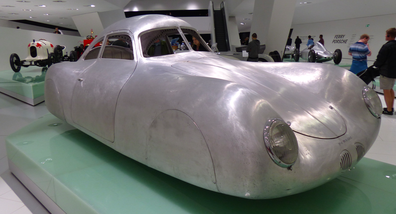 Illustration for article titled Here's A Photo Gallery Of The Most Beautiful German Cars Ever Built